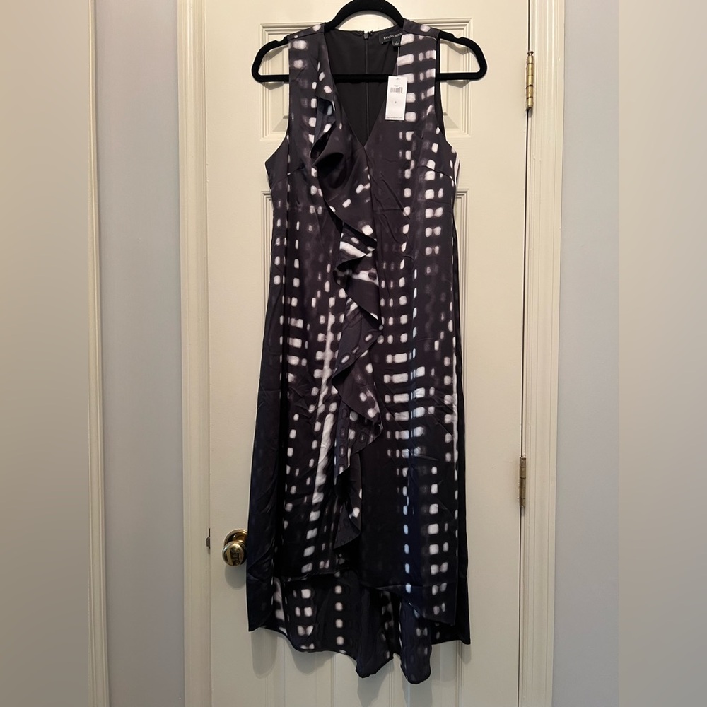 Banana Republic Elegant Black and White Sleeveless Dress